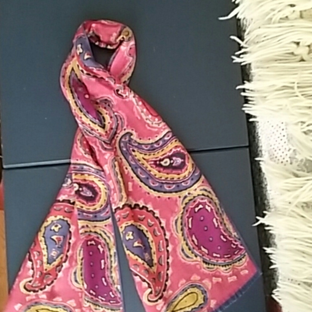 Ladies scarf - Oscar de la Renta
